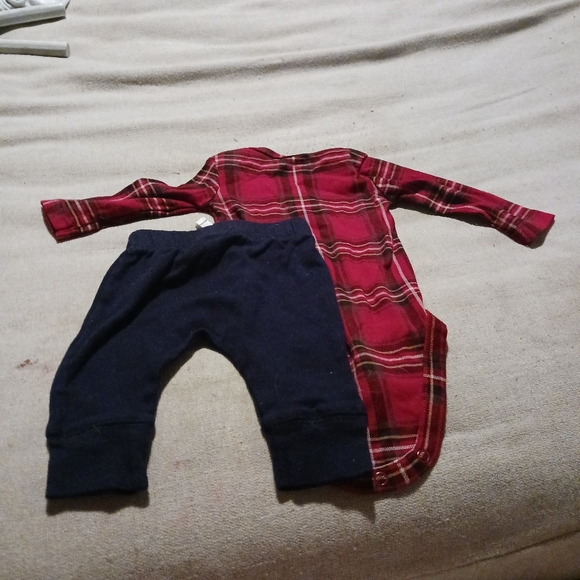 Carter's Baby 3M Plaid Long Sleeve Onesie with Navy Sweatpants Set - Picture 3 of 3
